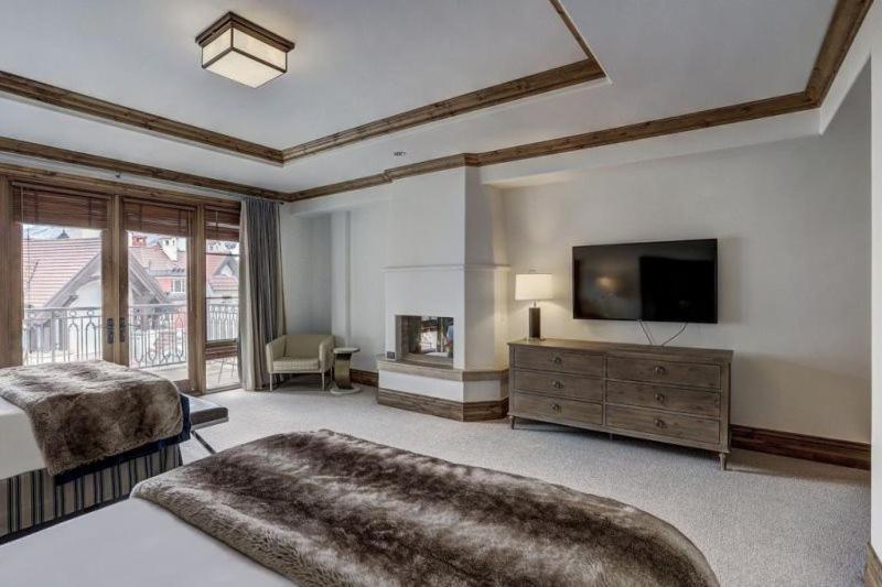 Platinum 4 Bedroom Vacation Rental In The Heart Of Vail That Includes Ski Valet, Ski Deck, Rooftop Pool, Panoramic Views Exterior photo
